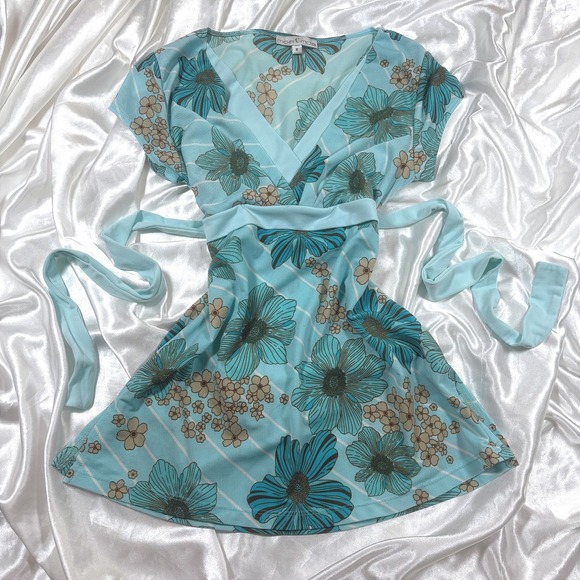 Moa Moa Tops - y2k Blouse Aqua Blue Excellent Moa Moa Floral Tie Waist Surplice Top M